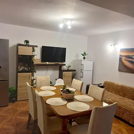 Casa Iulian Case de vacanță Eforie Nord