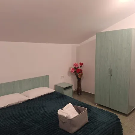 Casa Iulian *